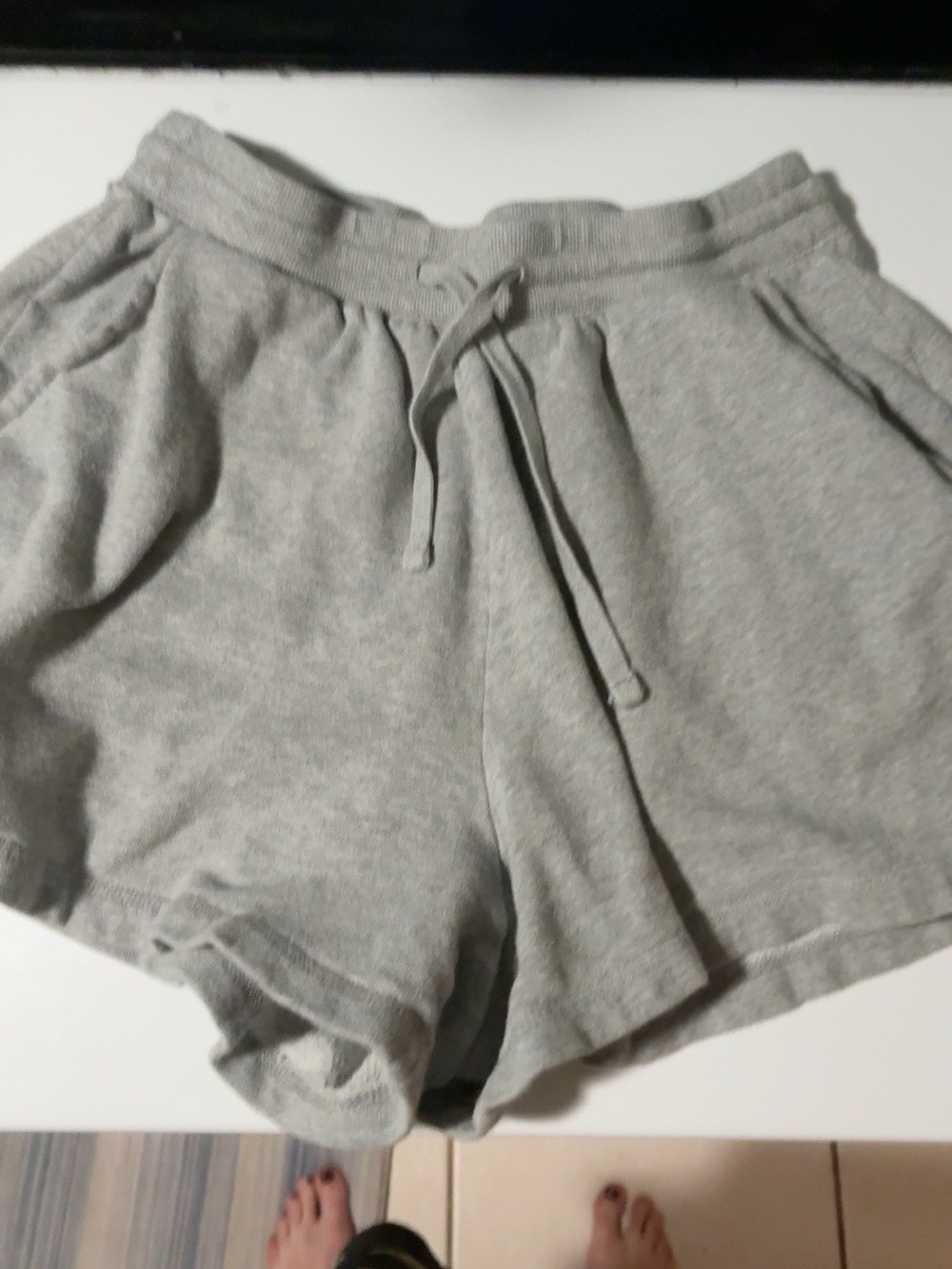 Old Navy Gray Sweat Shorts Women’s Large Drawstring Pull-On Lounge Shorts